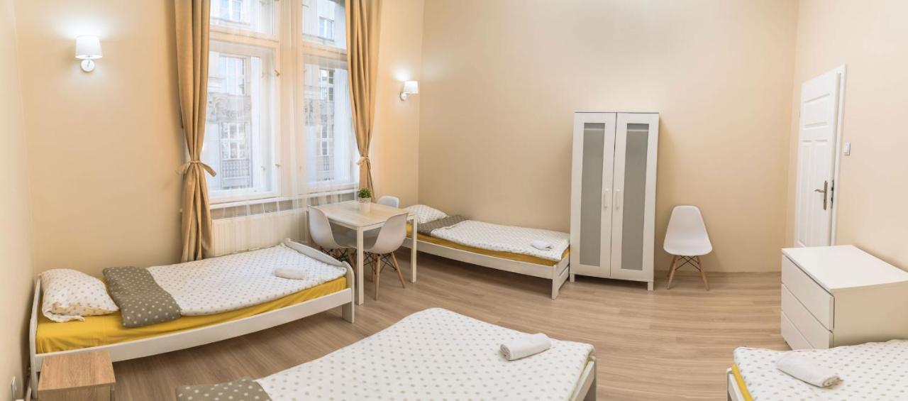 Hostel Krakowskie Klimaty Ngoại thất bức ảnh