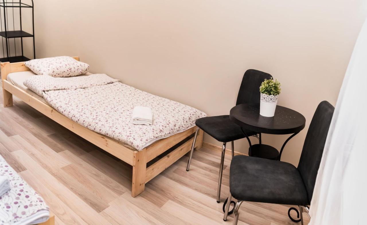 Hostel Krakowskie Klimaty Ngoại thất bức ảnh