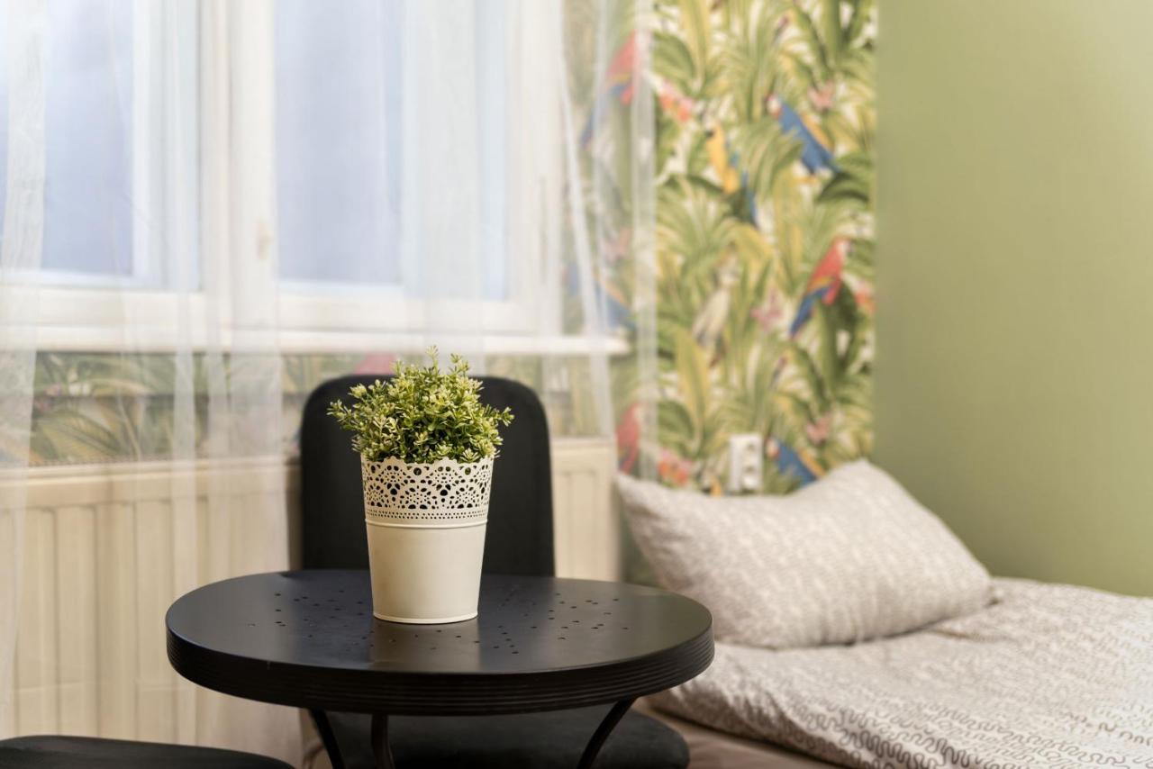 Hostel Krakowskie Klimaty Ngoại thất bức ảnh