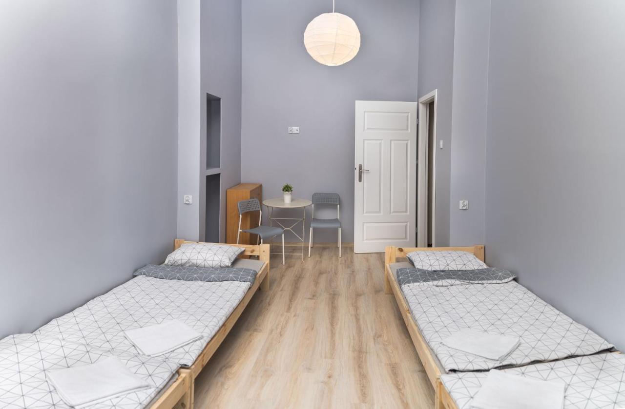 Hostel Krakowskie Klimaty Ngoại thất bức ảnh